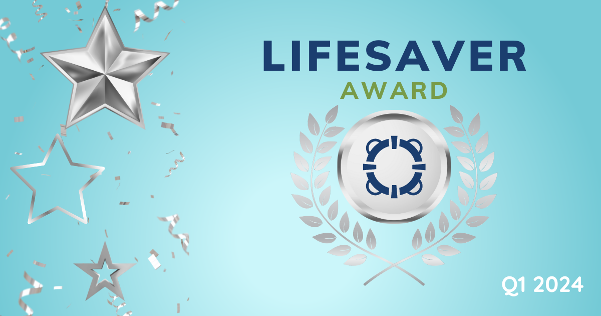 Gerri Wardlow receives lifesaver award